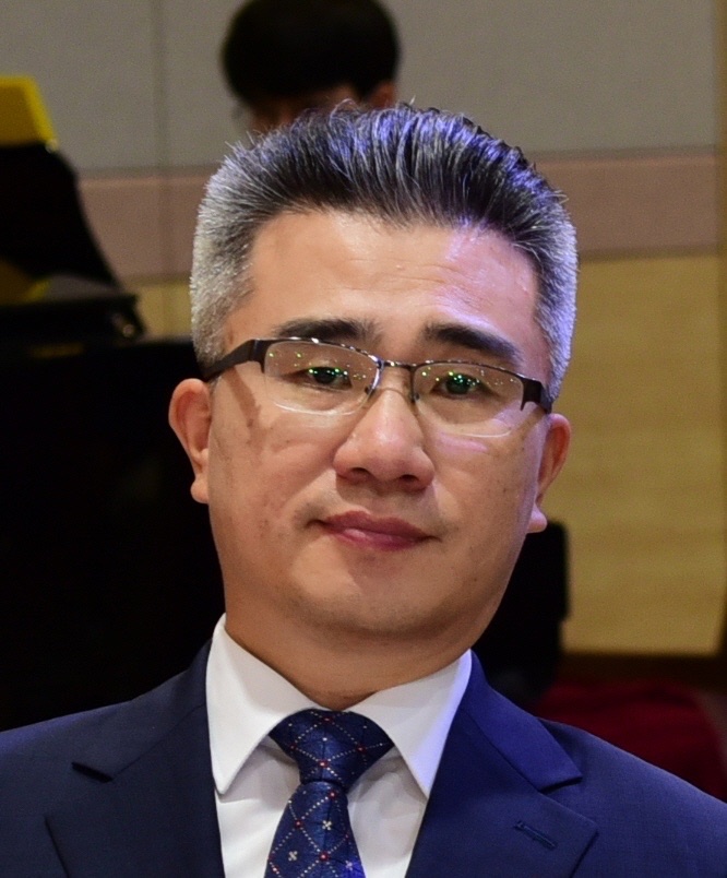 유상욱 목사.jpg